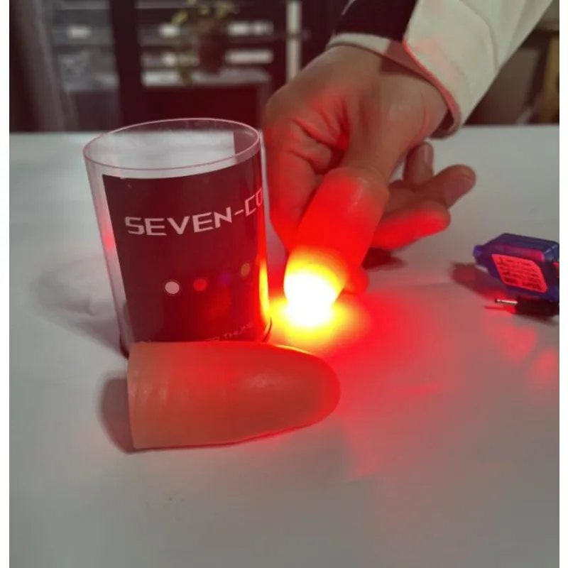 Seven Colors LED Light Thumb T - Thumb Tip Magic Trick Set recension och pris